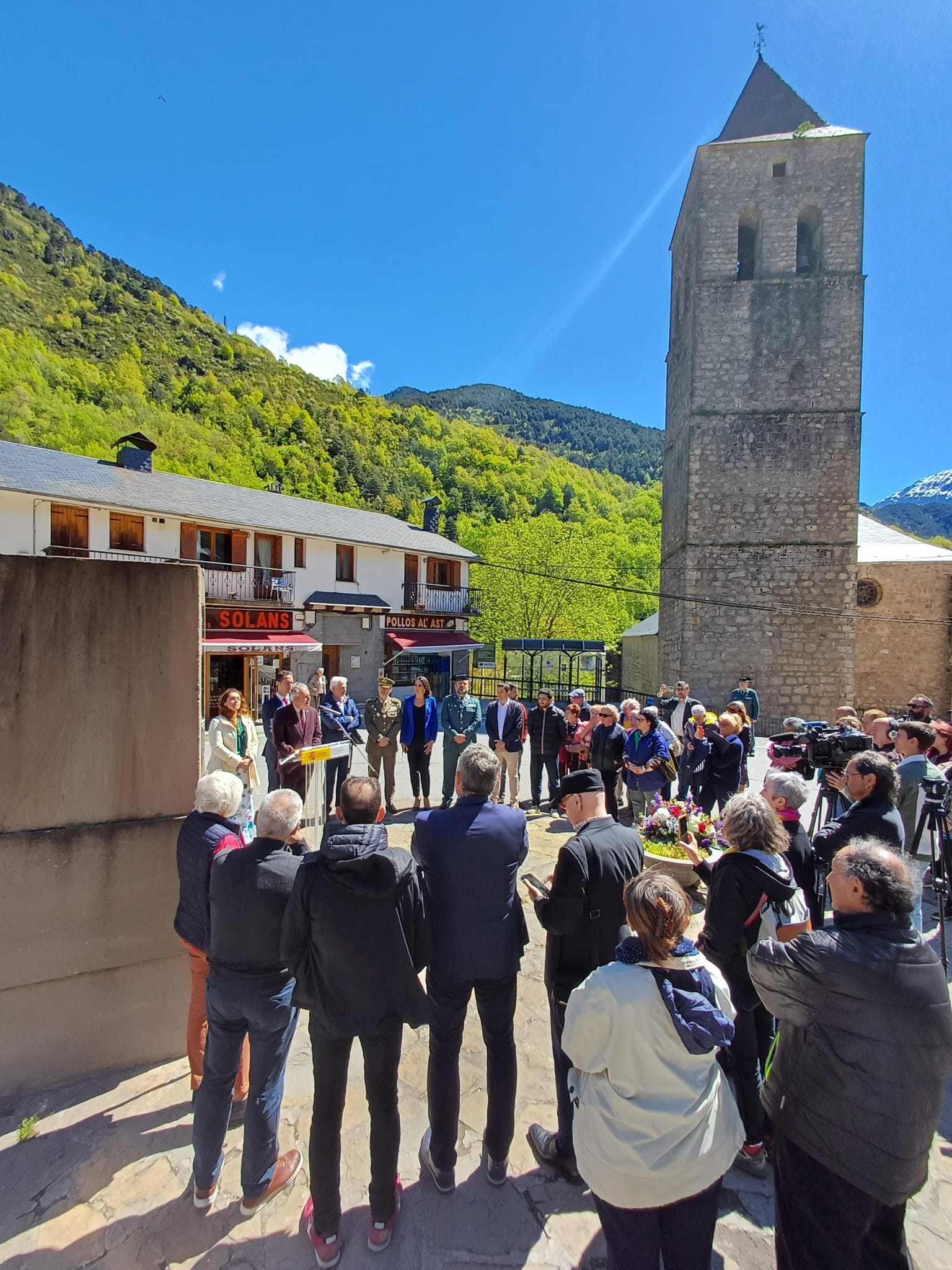 Numeroso público ha participado en el Día del Exilio celebrado en Bielsa. Foto: Delegación del Gobierno en Aragón