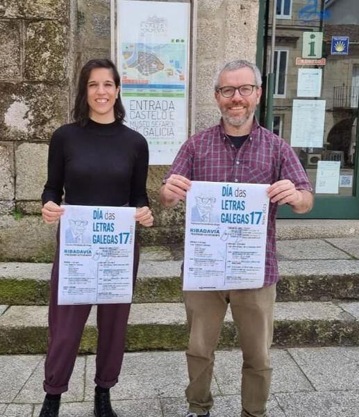 Presentación do cartel do programa do Día das Letras Galegas en Ribadavia