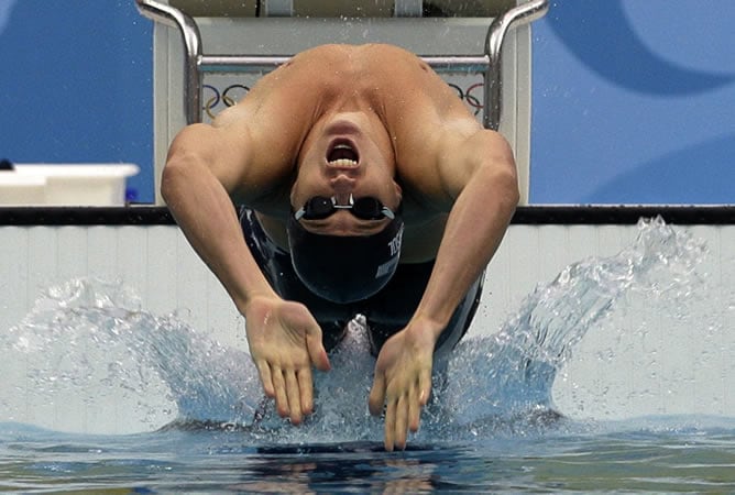 El estadounidense se hizo con el oro en la prueba de 100 metros espalda de natación de estos juegos con un nuevo récord mundial de 52.54