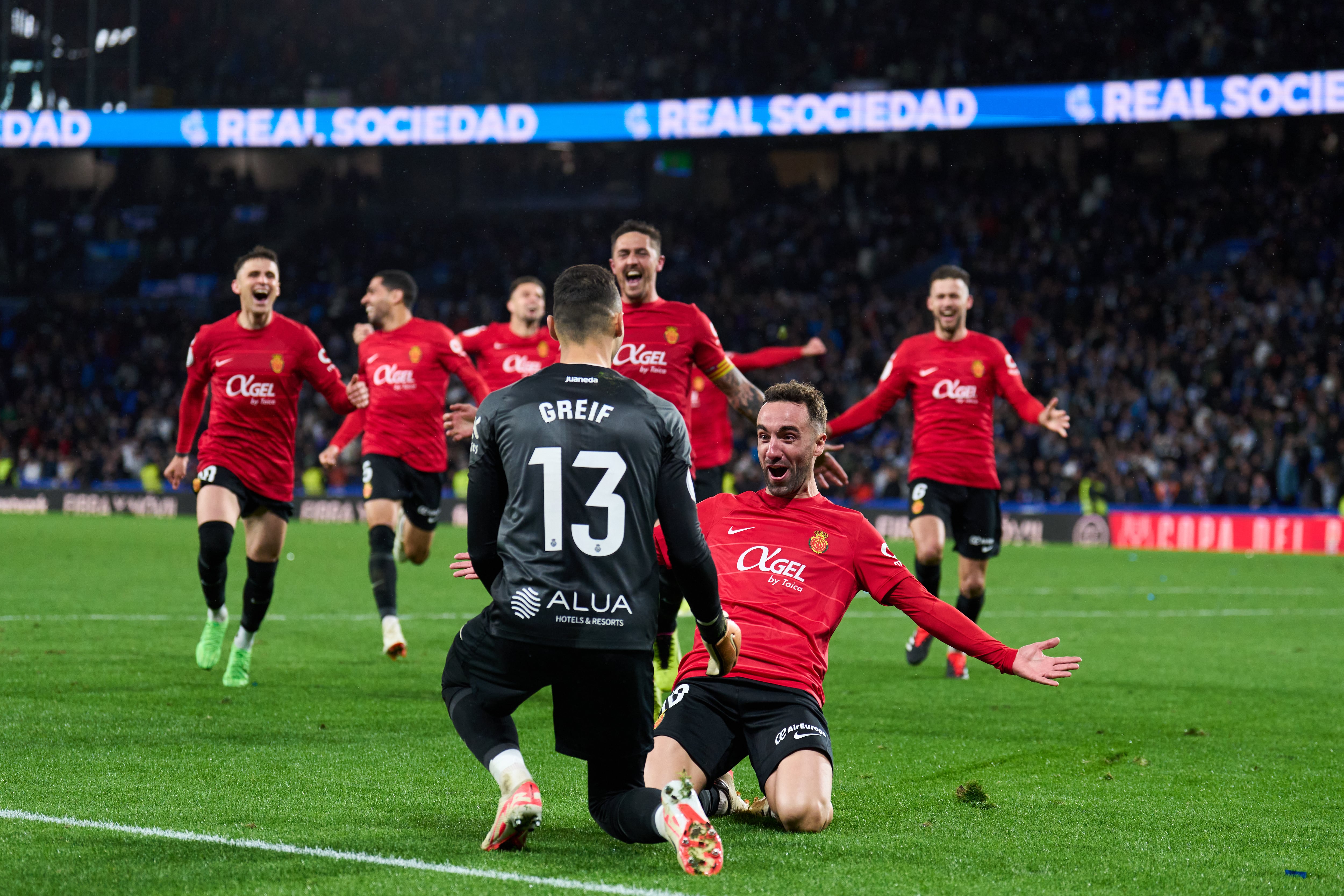 El RCD Mallorca celebra el pase a la final de Copa.