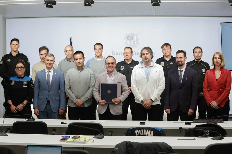 Signatura de l'acord de política retributiva