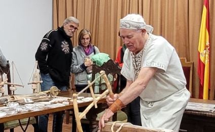 Talleres demostrativos sobre el &#039;lapis specularis&#039;.