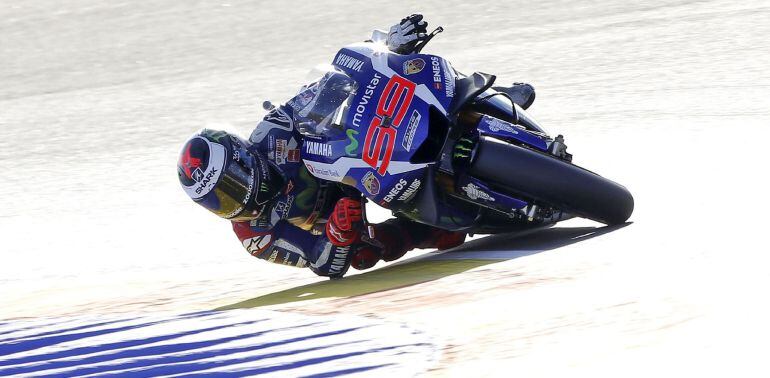 Jorge Lorenzo rodando en el Circuito de Cheste este sábado