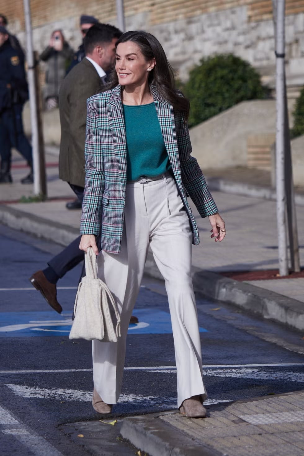 Reina Letizia con el bolso de Wooldreamers