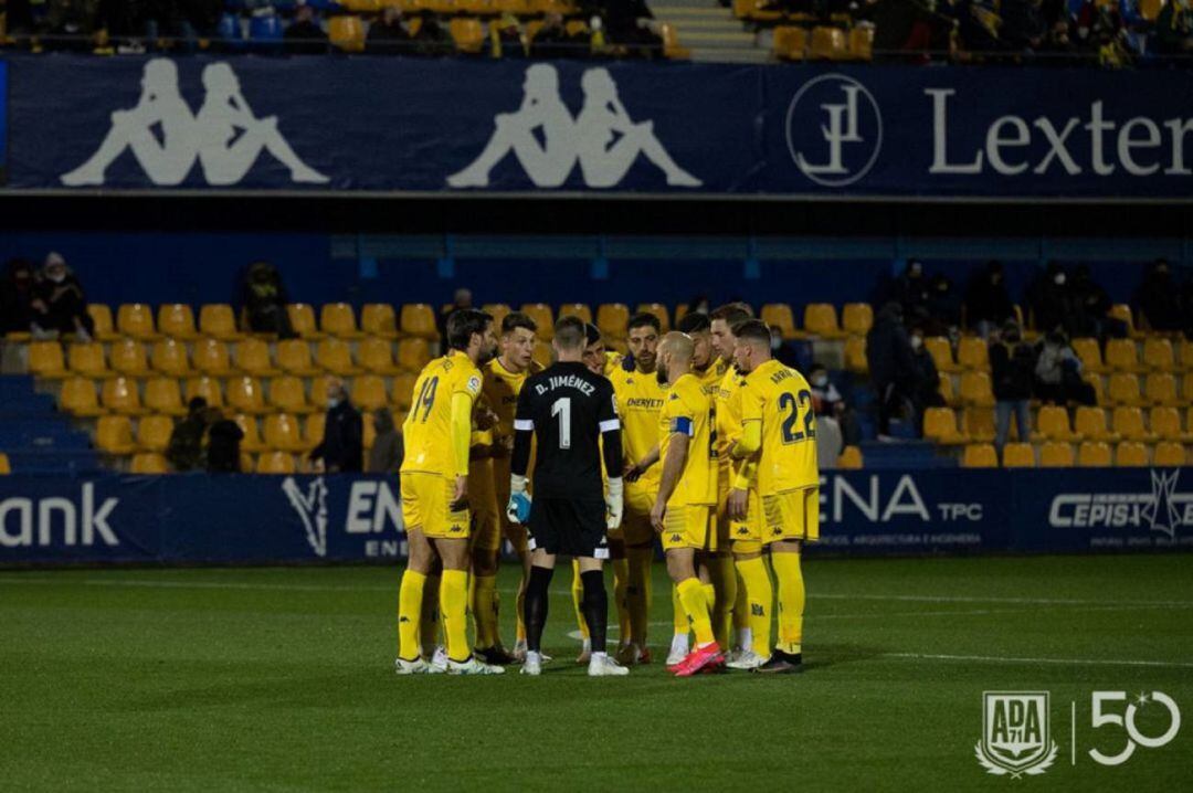 Jugadores del Alcorcón durante el partido frente el Lugo (foto de archivo)