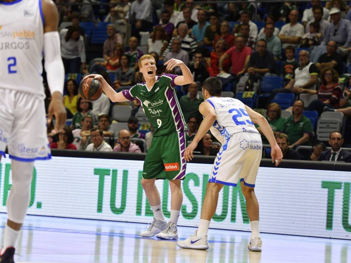 La responsabilidad de los jugadores nacionales