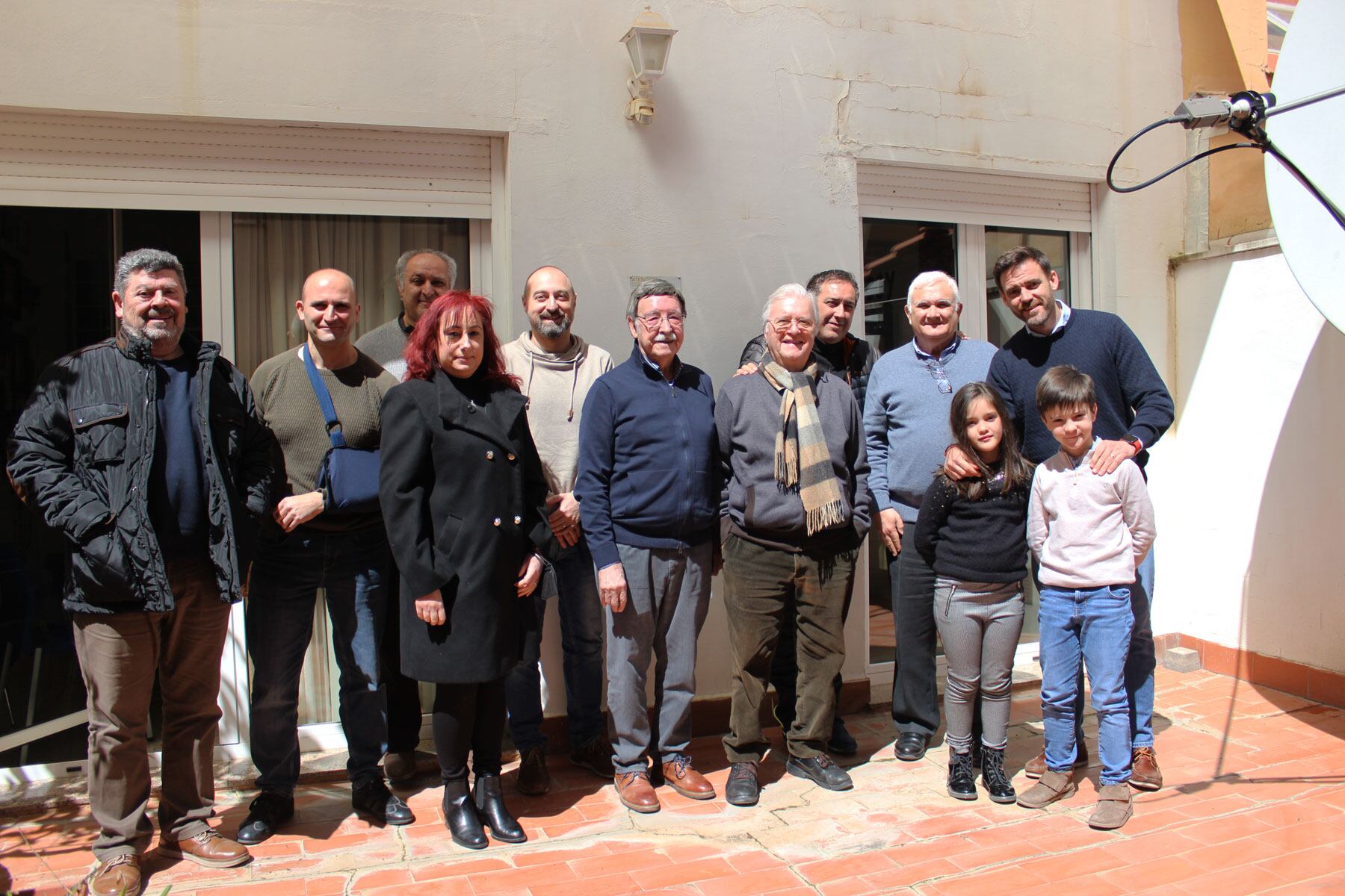 Los participantes en la quinta y última entrega del concurso Alcoi Fester en la terraza de Radio Alcoy