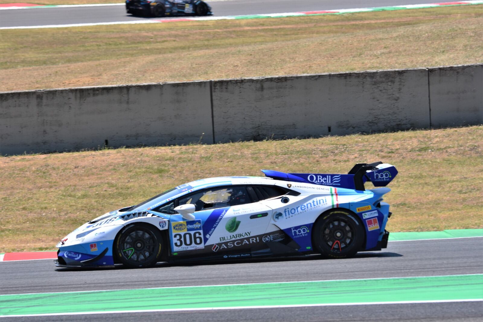 Fidel Castillo durante la carrera del  GT Endurance en el Autódromo Internacional  Mugello