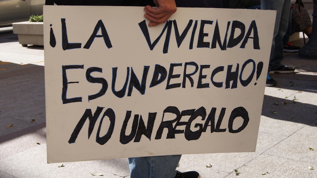 Cáritas Alicante reivindica una vivienda digna para las personas sin hogar