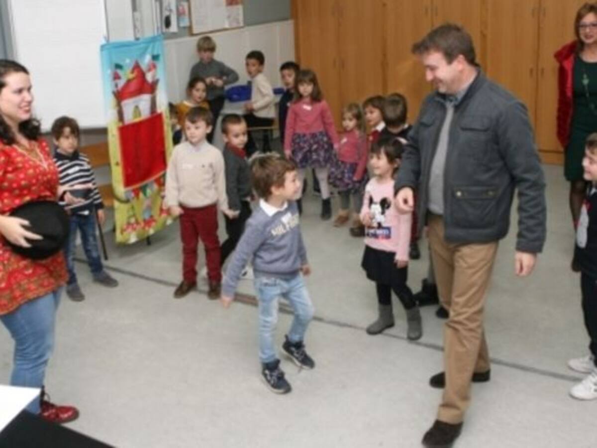El teatro por un lado, los niños por otro