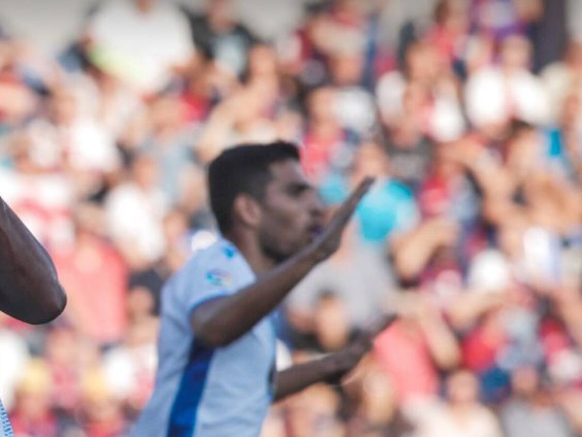 El Huesca desarbola al Deportivo