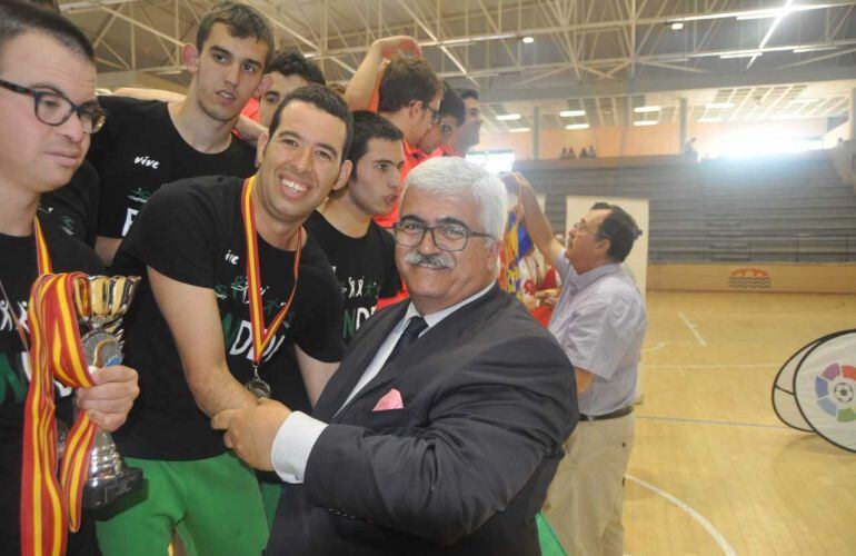 El campeón almeriense triunfa con Andalucía.