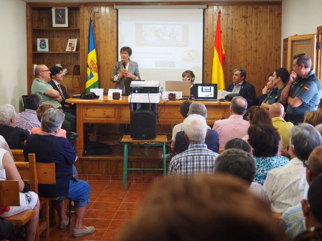 Villanueva de Ávila, como el resto de municipios, multiplica su población en verano