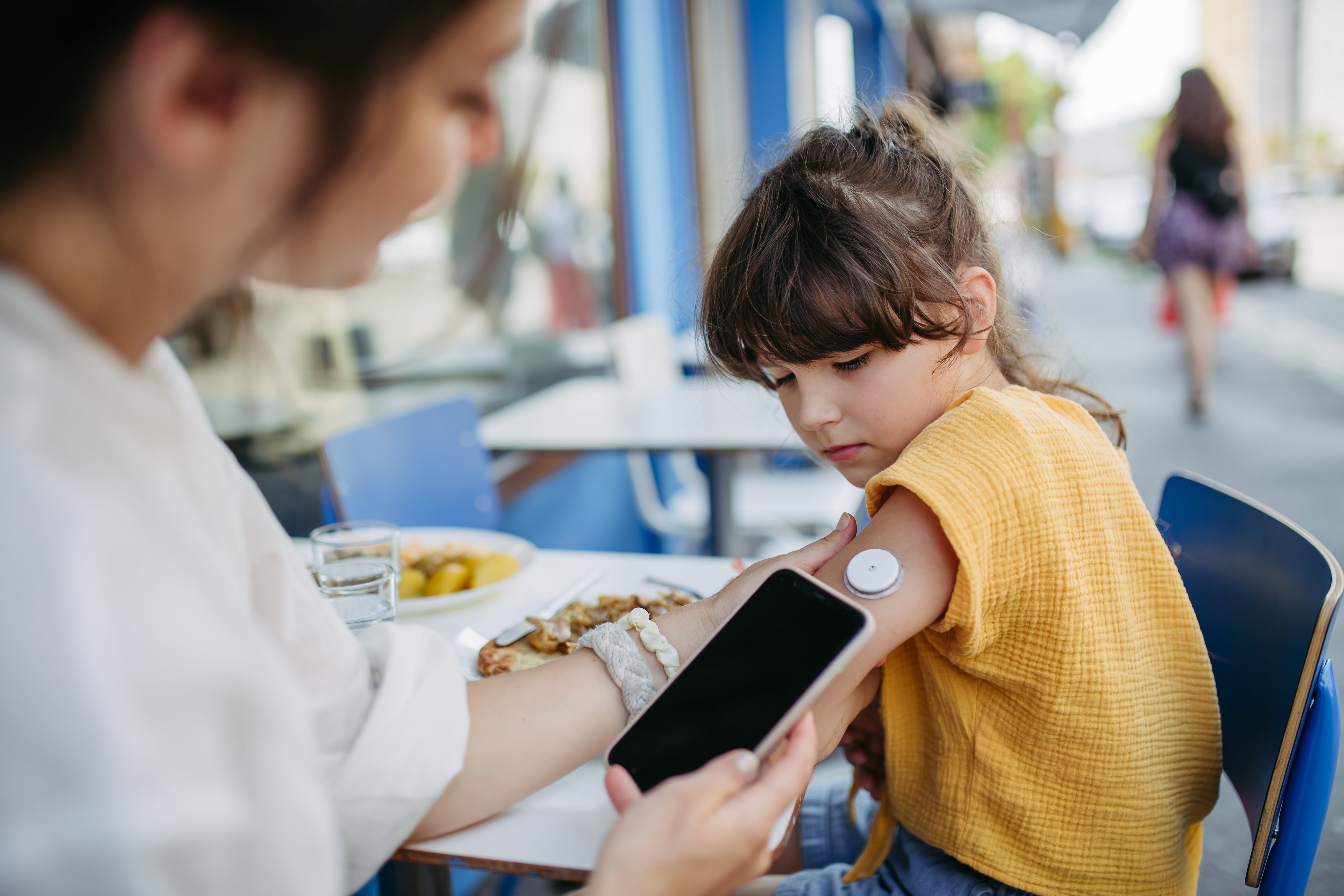 La figura de la enfermera escolar sirve de gran ayuda para acompañar y educar a los menores con diabetes tipo 1 en las aulas