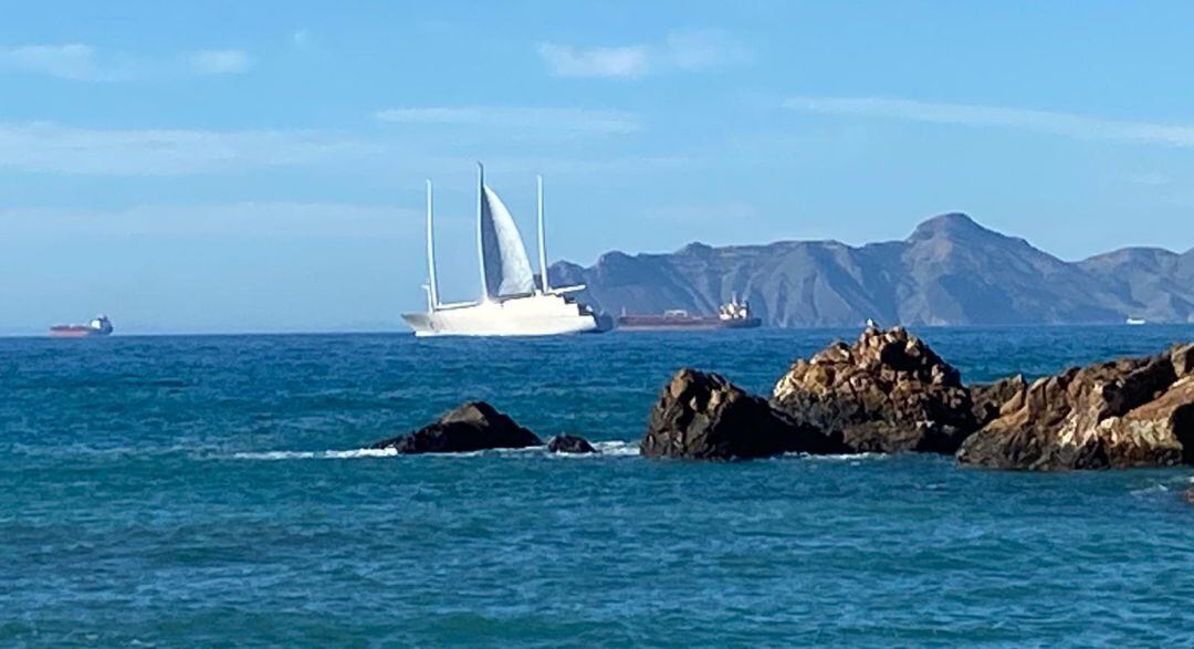 El megayate Sailing Yacht A 
