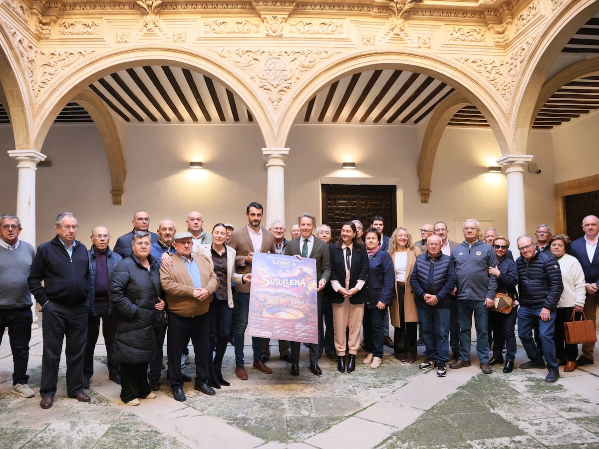 Manuel Escribano, Borja Jiménez y Jorge Martínez, en la X edición del Ciclo Cultural Taurino de Lorca