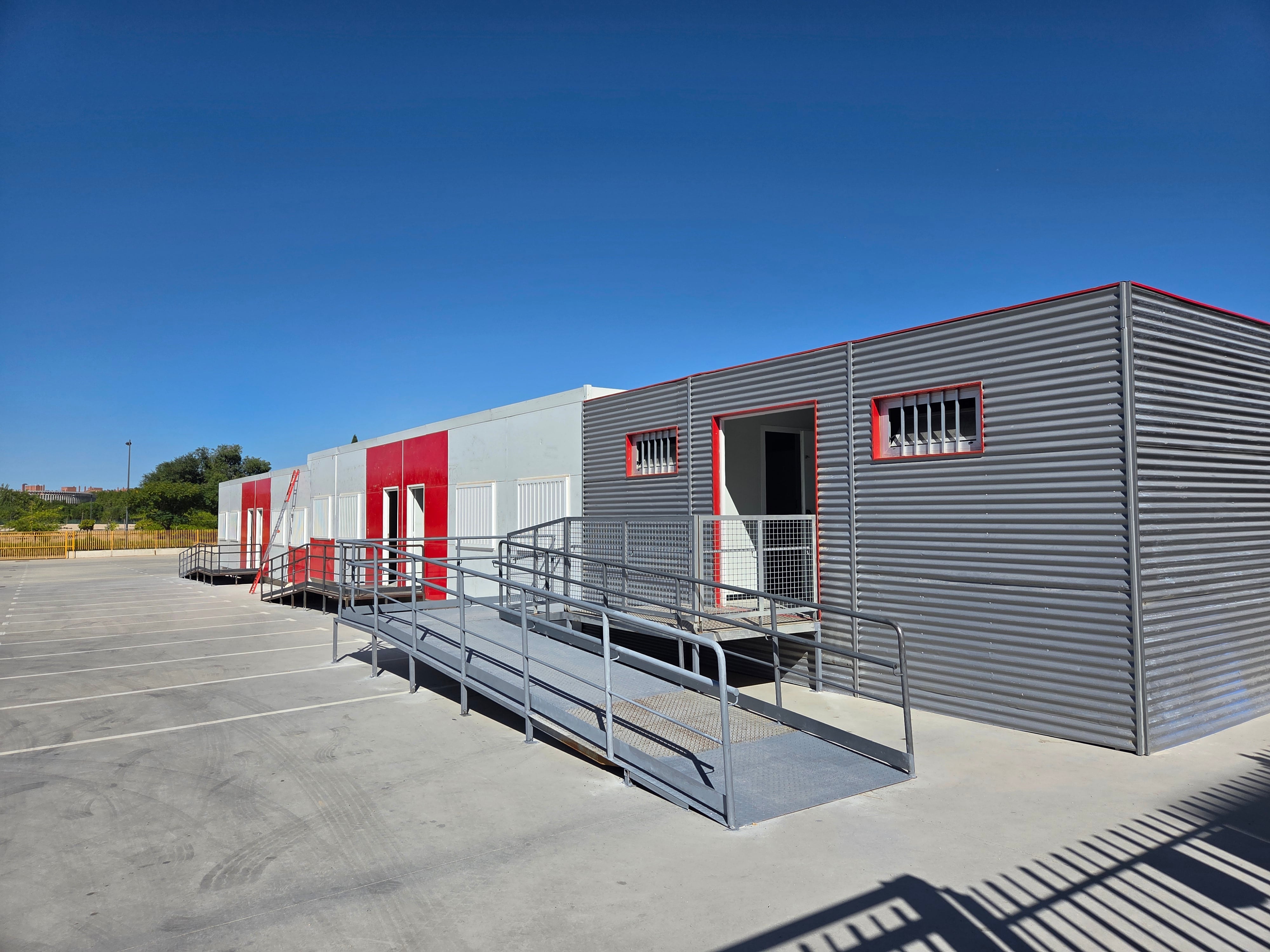 Aulas prefabricadas del CEIPSO Miguel de Cervantes de Getafe