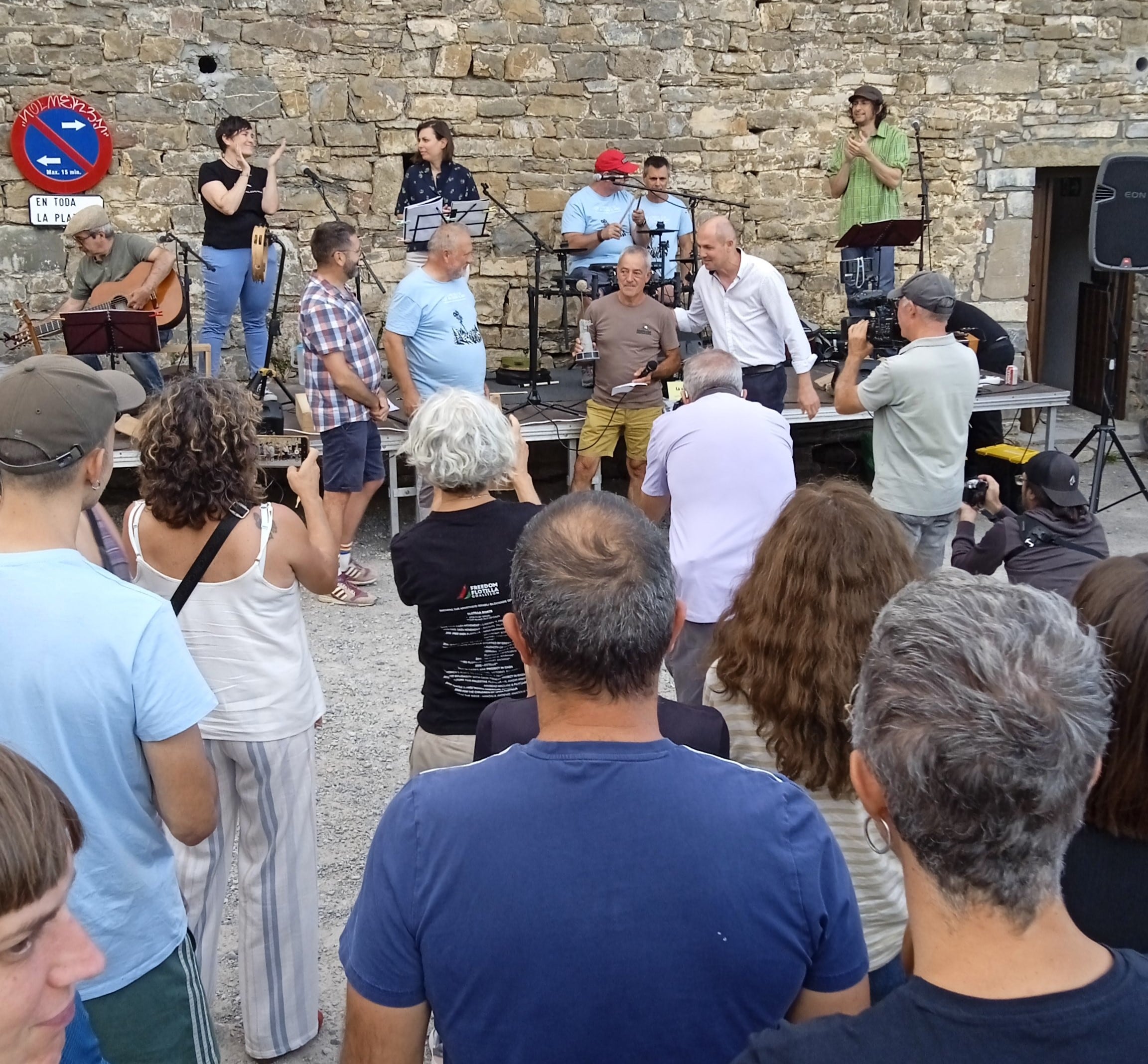 Entrega del Premio Ascaso al jefe de la Brigada Municipal de Boltaña, José Antonio Palacio. 