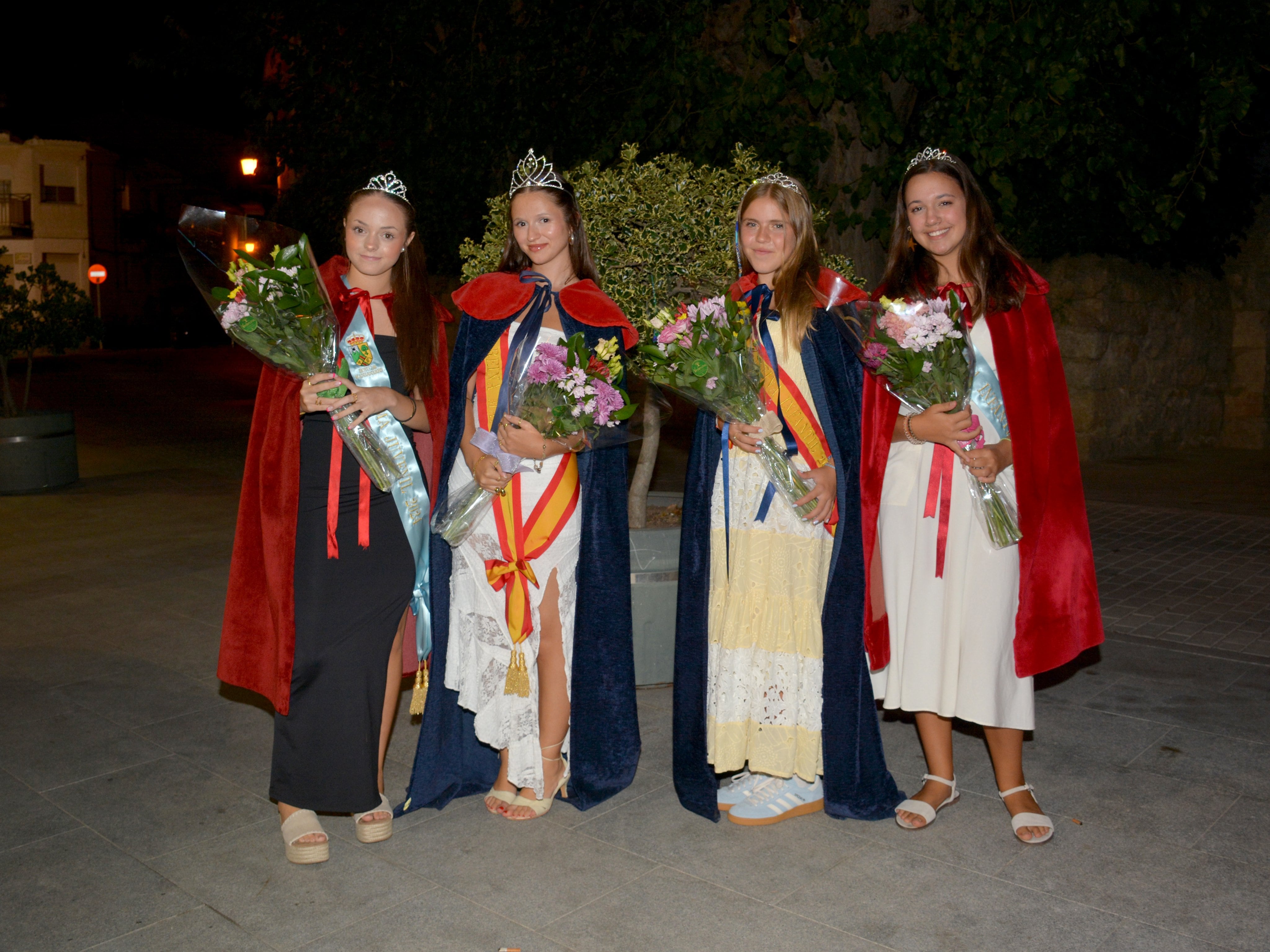 Reinas y Damas elegidas en la pasada edición de las Fiestas de Hoyo de Manzanares