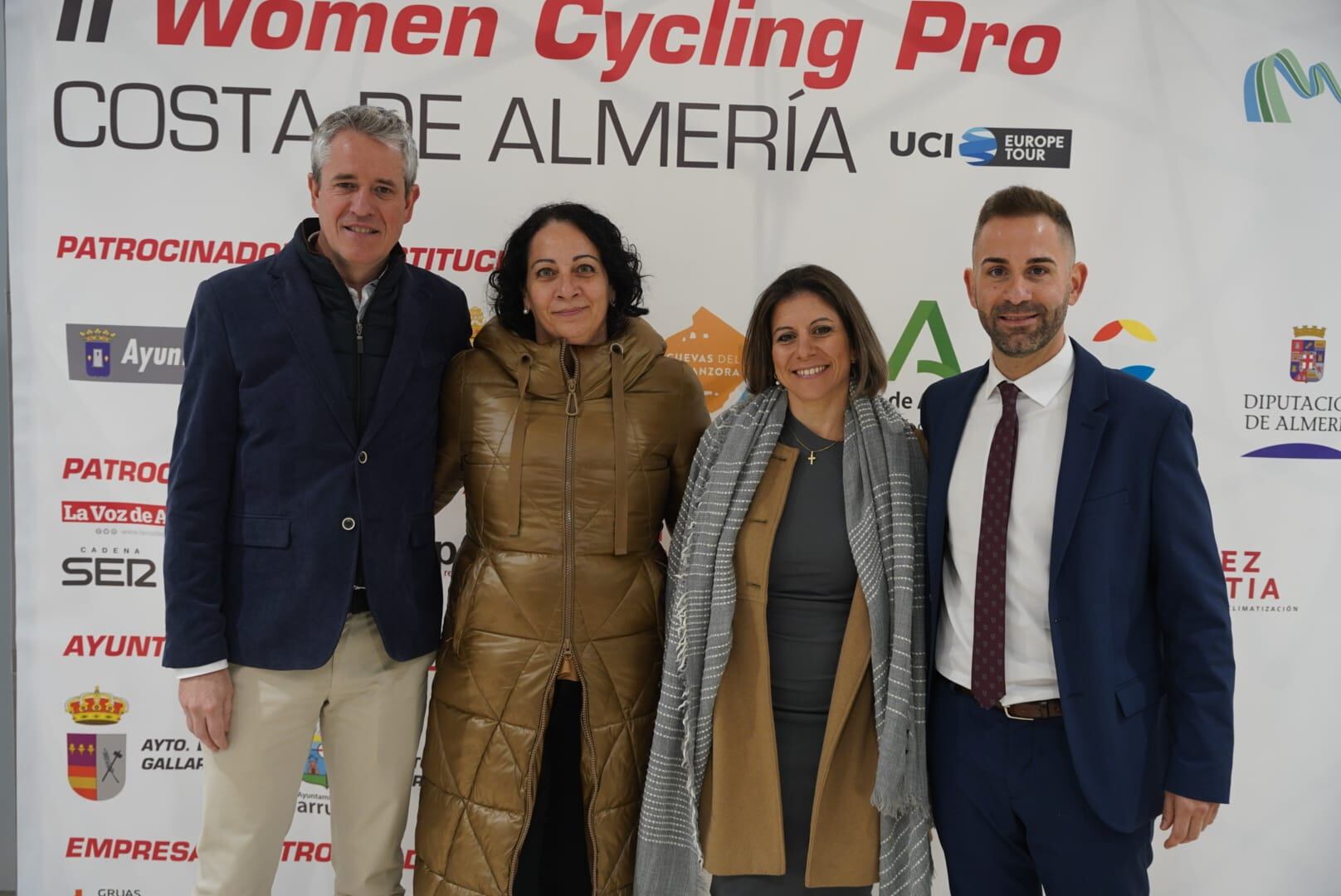 Hyundai Almerialva, una vez más comprometido con Total Sport Mediterranean y el ciclismo en Almería.