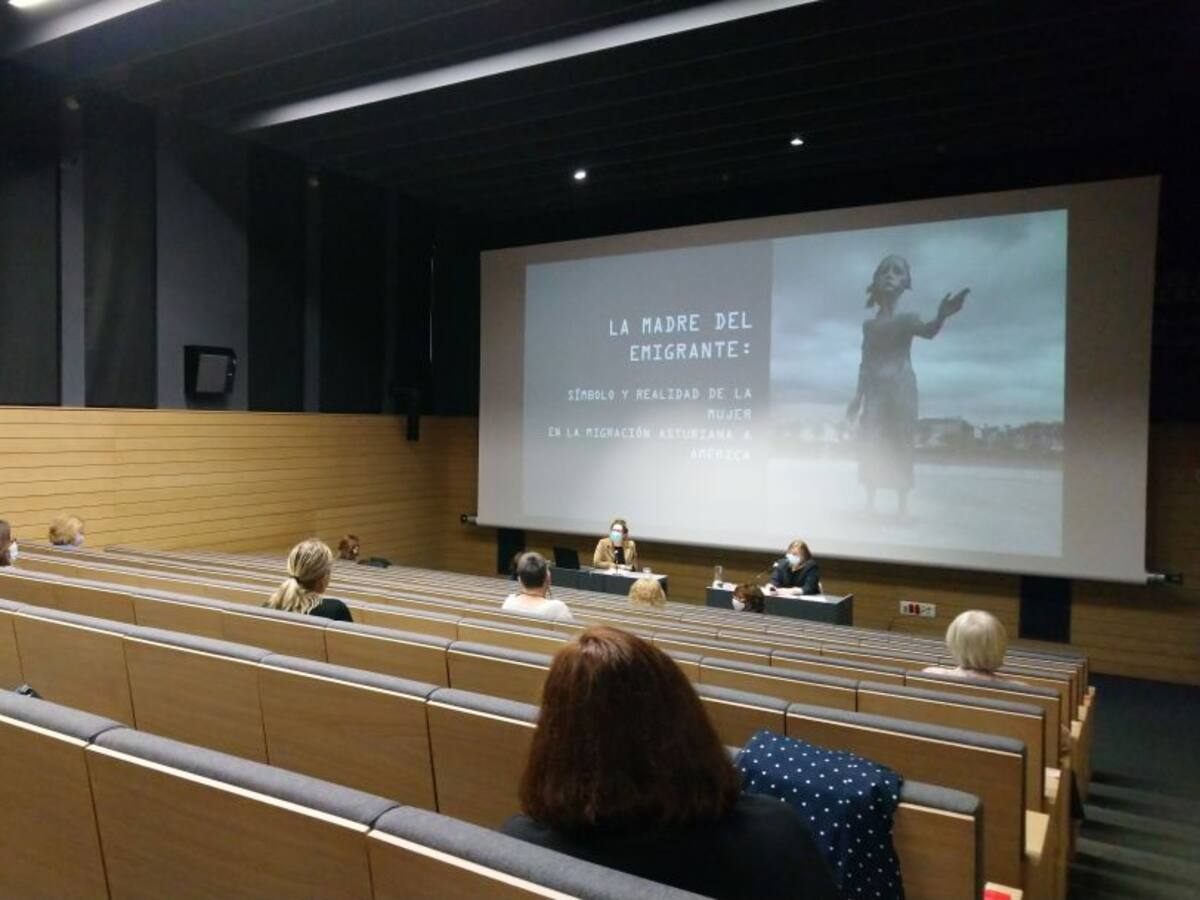 Paloma Moré: "La repercusión del COVID-19 sobre la migración está siendo dramática"