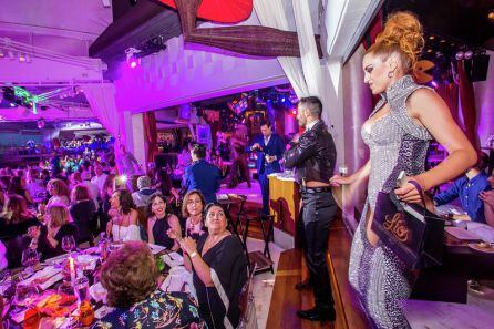 Un momento durante la gala benéfica