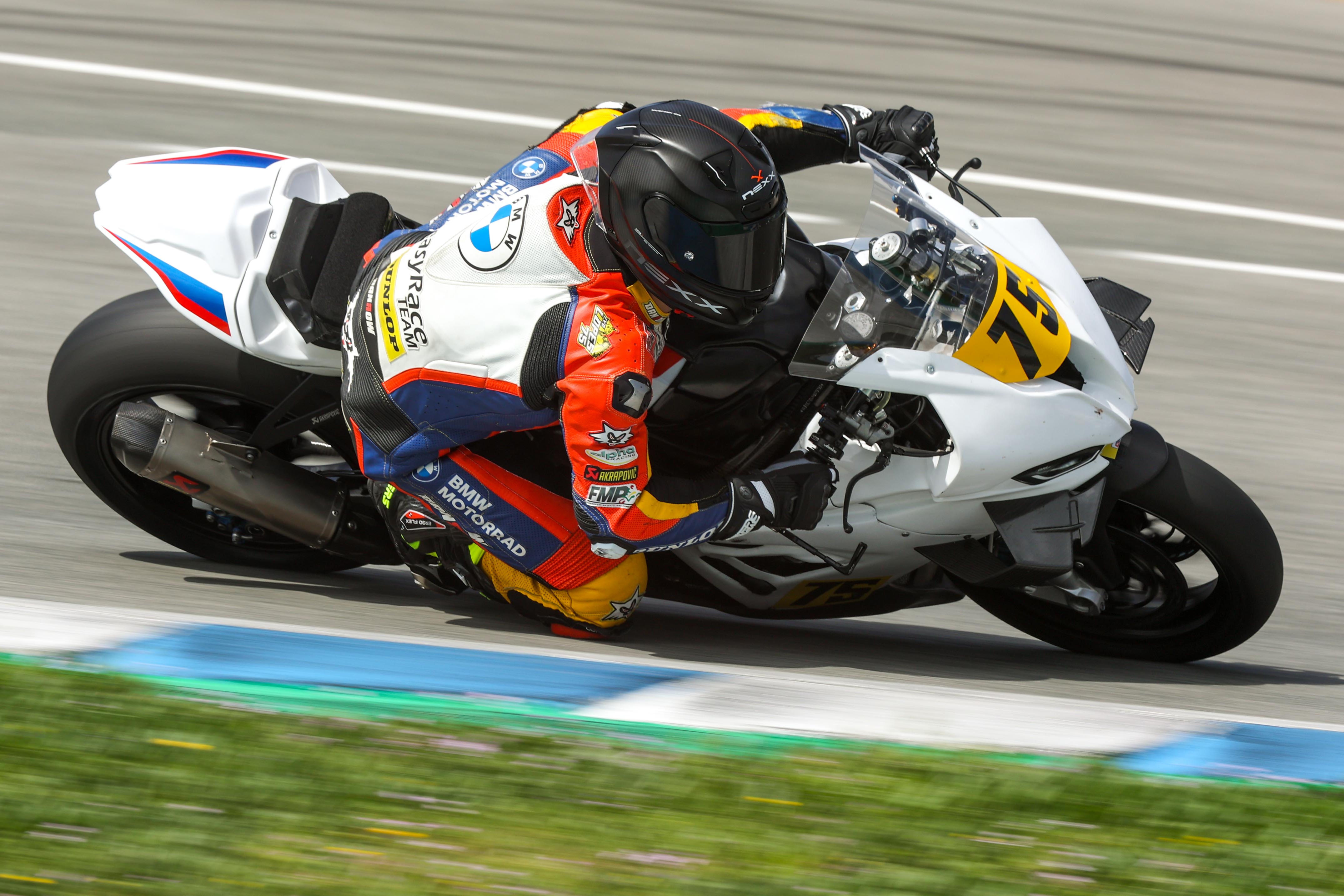 Ivo Lopes durante la carrera de Superbike en el Circuito de Jerez