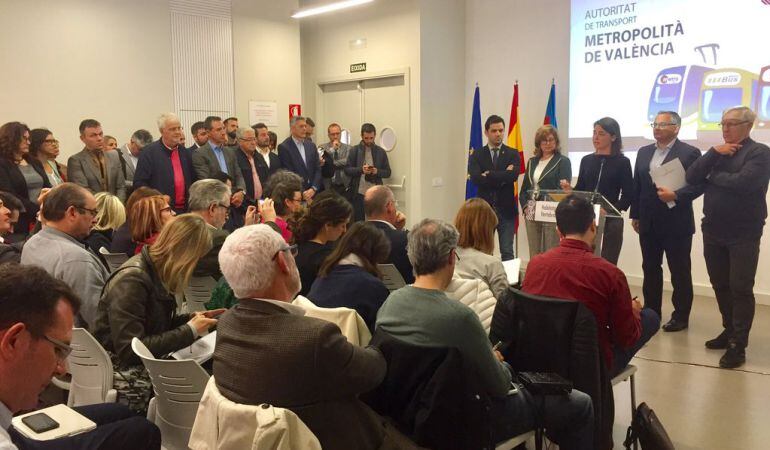 Los alcaldes del área metropolitana de Valencia se manifestarán en Madrid por la falta de presupuesto del Gobierno Central para el transporte metropolitano