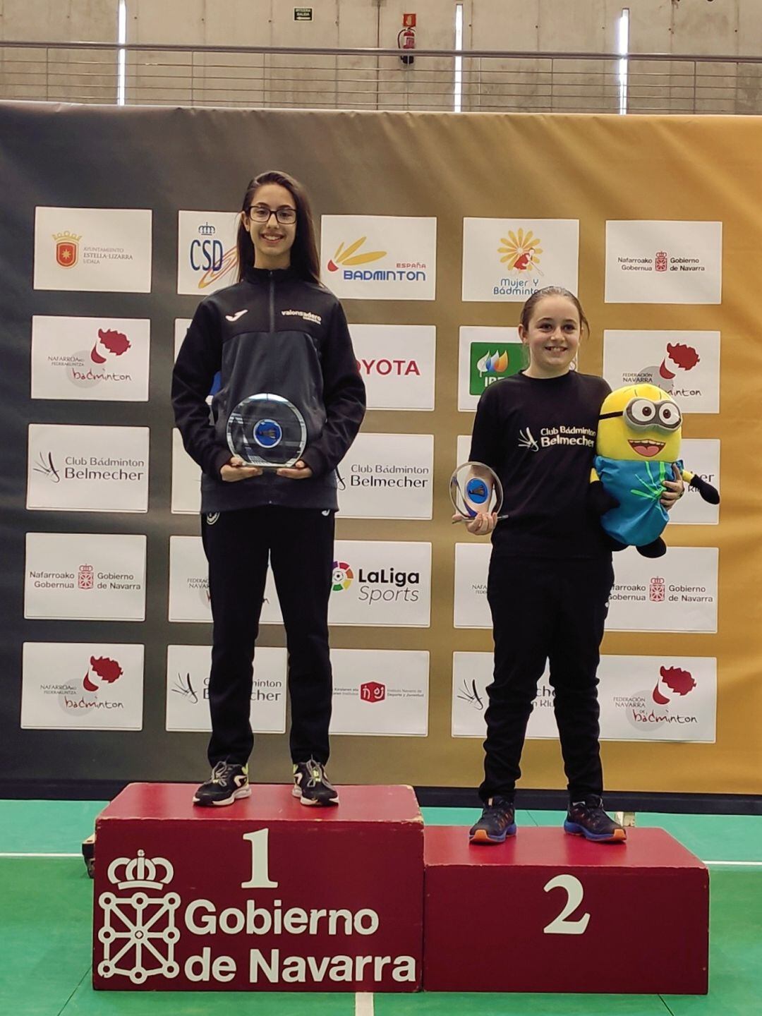 Carmen Carro, en el primer escalón del pódium del Másters sub11 de Estella 5*.