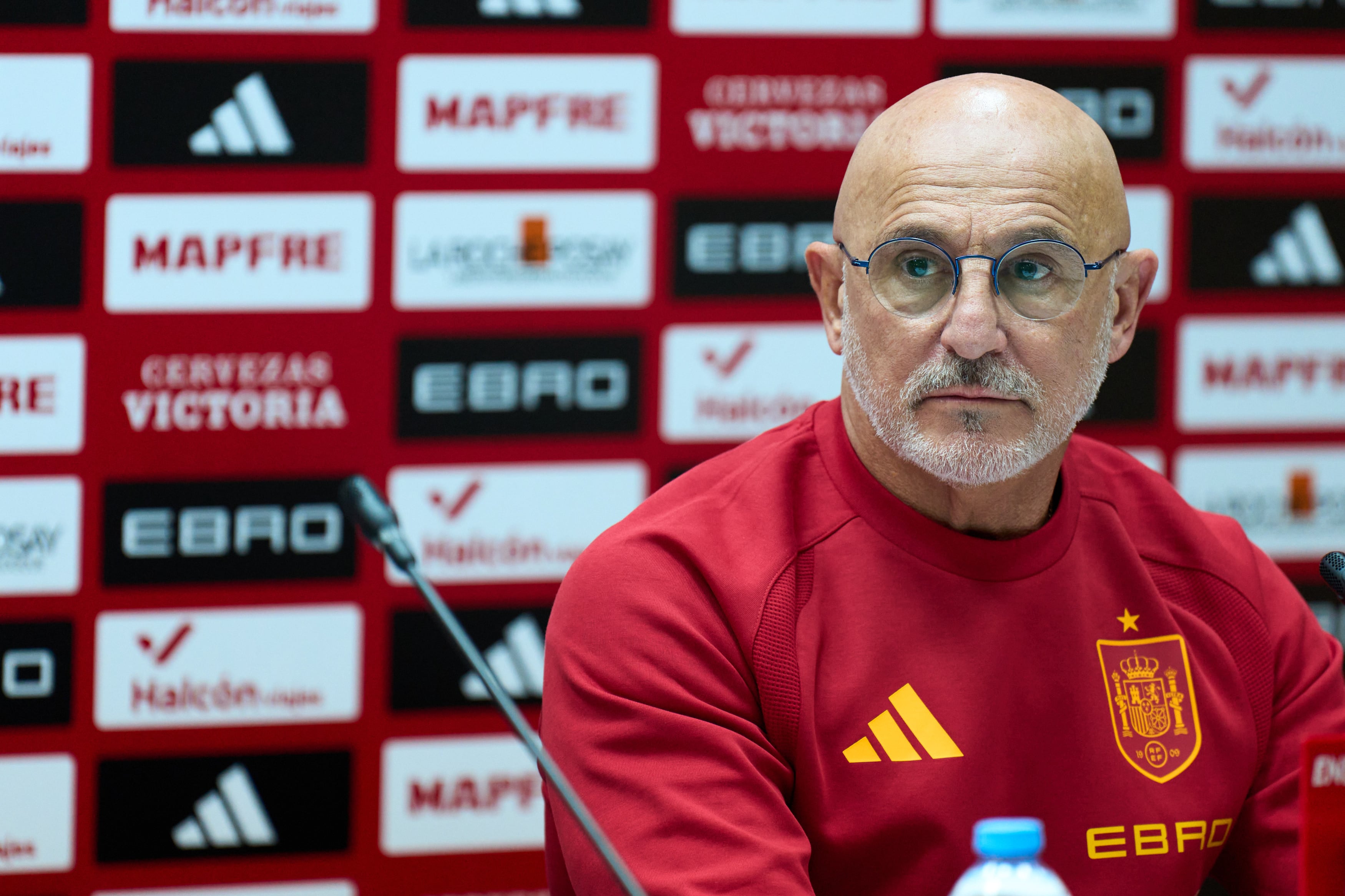 El entrenador de la selección española de fútbol, Luis de la Fuente, ofrece una rueda de prensa previa al partido