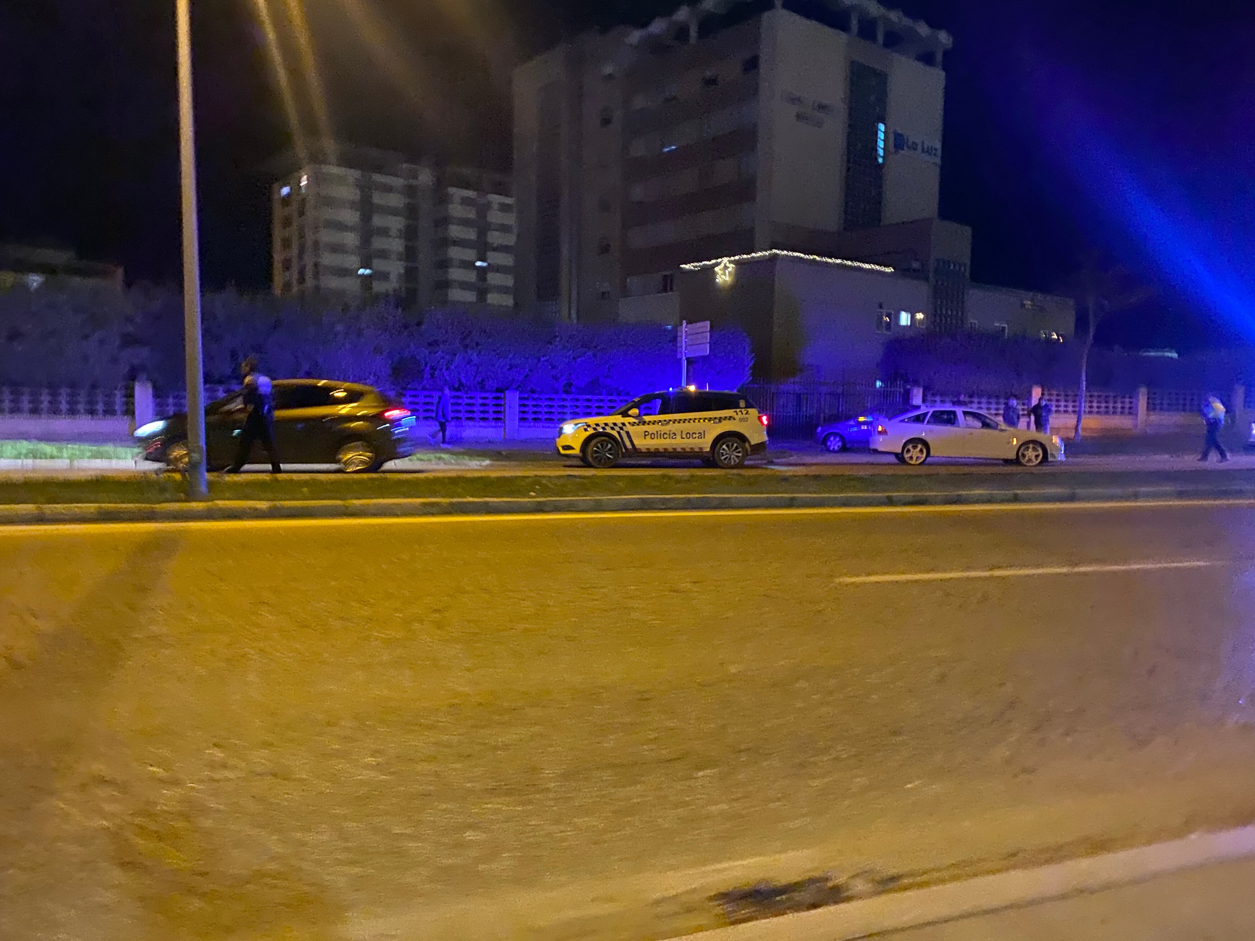 La Policía Local acudió al lugar del suceso