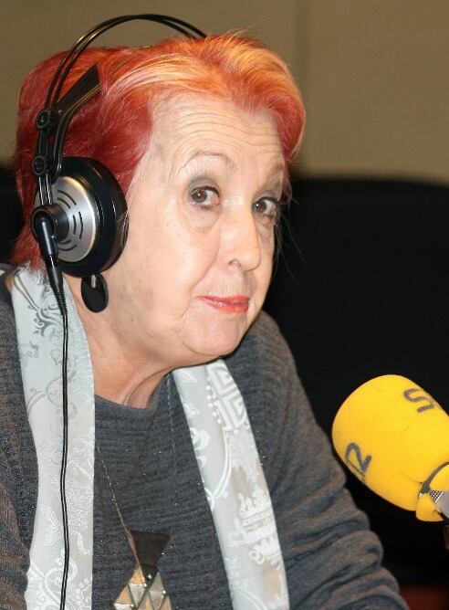 La periodista ha pasado por los micrófonos de 'Hoy por hoy' para compartir los temas que componen la 'Banda Sonora' de su vida.