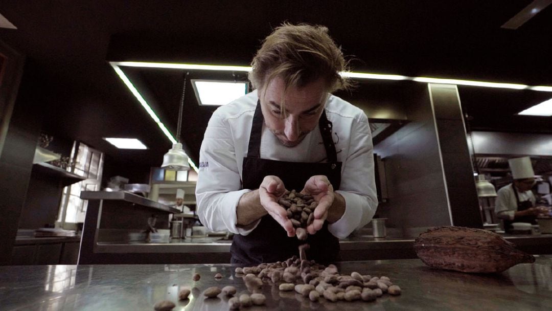 Jordi Roca, en un fotograma de &#039;El sentido del cacao&#039;.