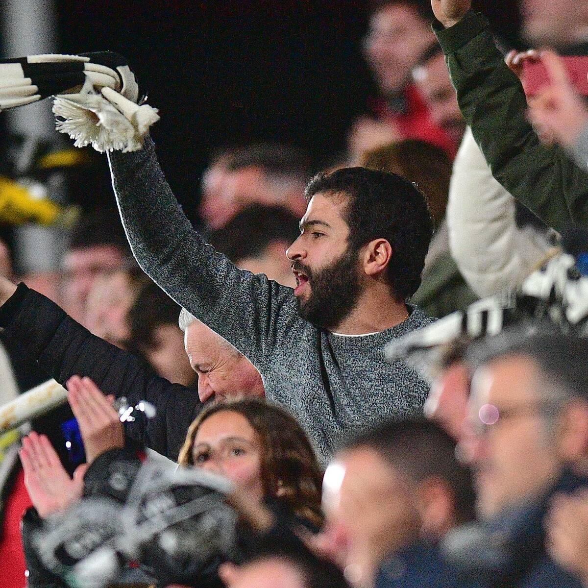 La afición del FC Cartagena se mueve en redes sociales para convocar una protesta durante el partido ante el Racing