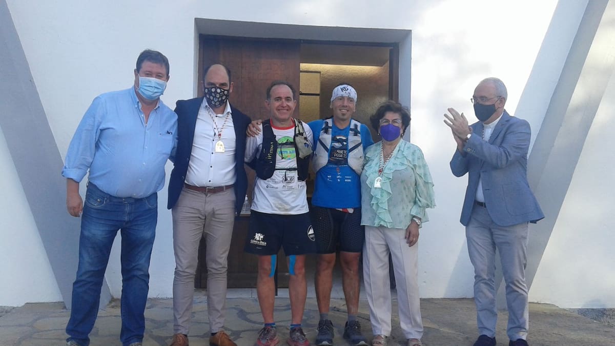 Latorre y Castarlenas terminan con éxito el reto “Camino del Exilio de San Ramón”