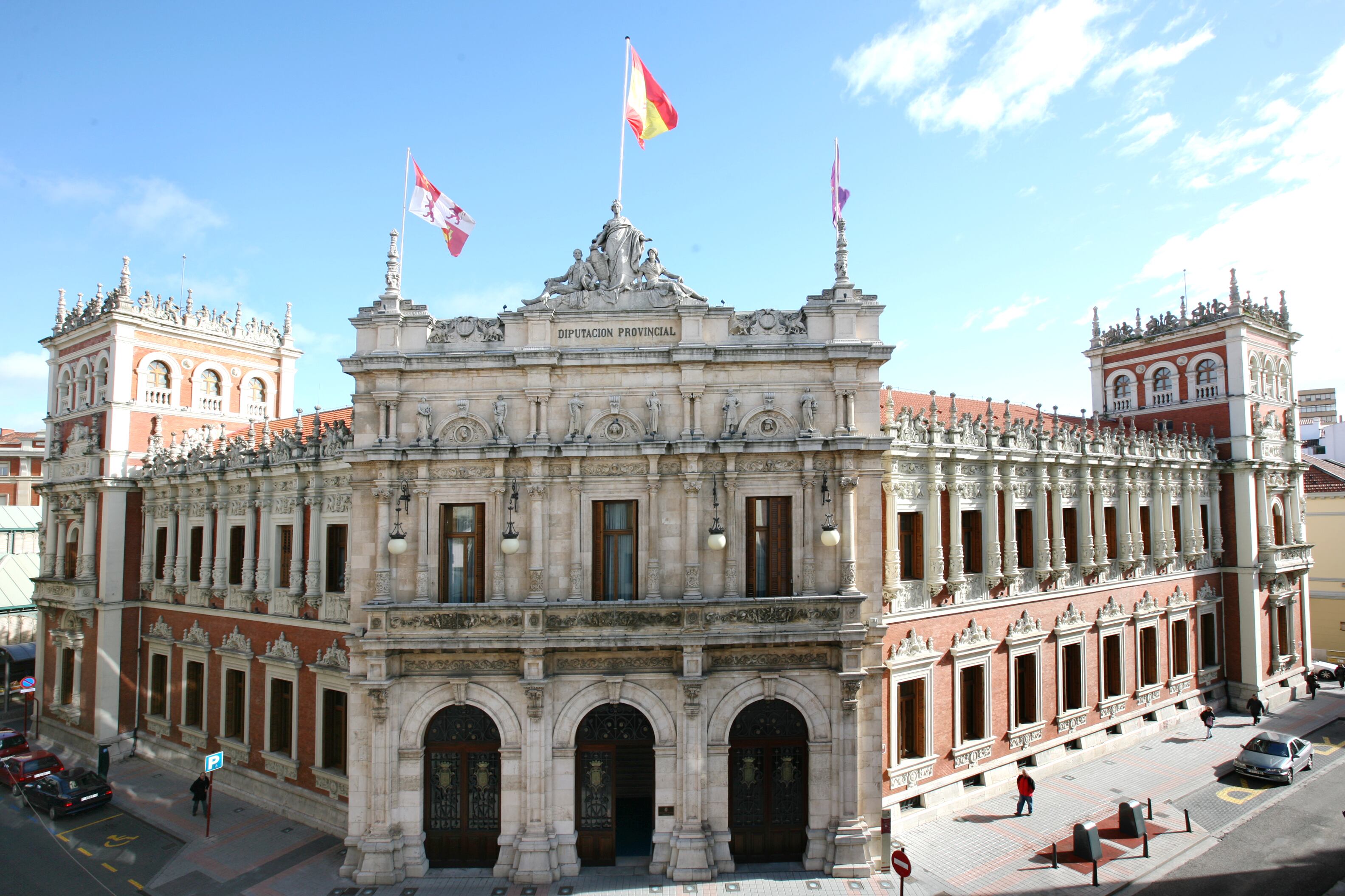 Fachada de la Diputación de Palencia