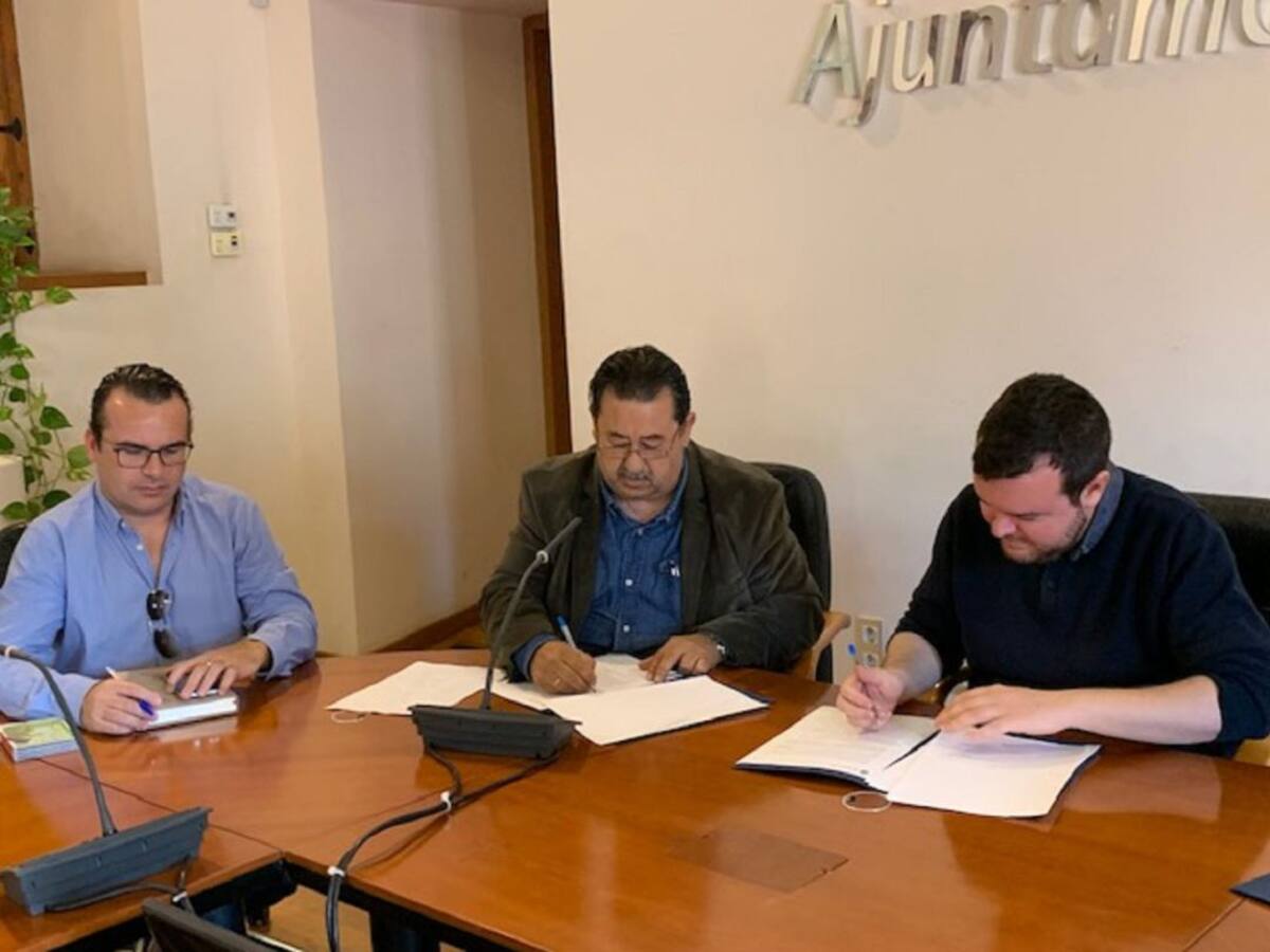 El Ayuntamiento renueva su convenio con la Unió de Llauradors i Ramaders d'Elx