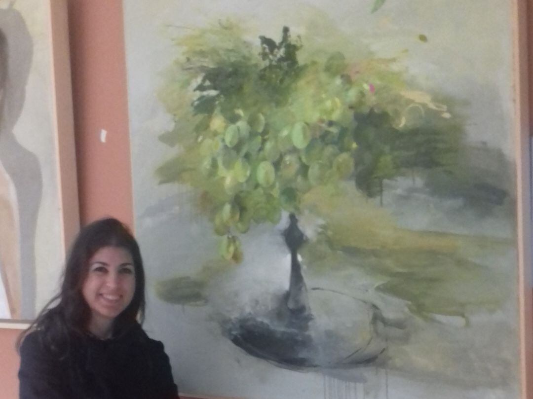 Laura Juárez y la obra con la que ganó el Premio Sarmiento de Pintura en 2018