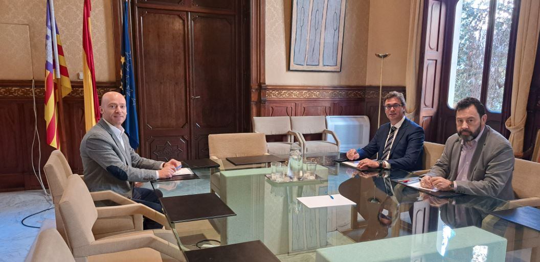 Vilafranca reunit amb membres del Govern