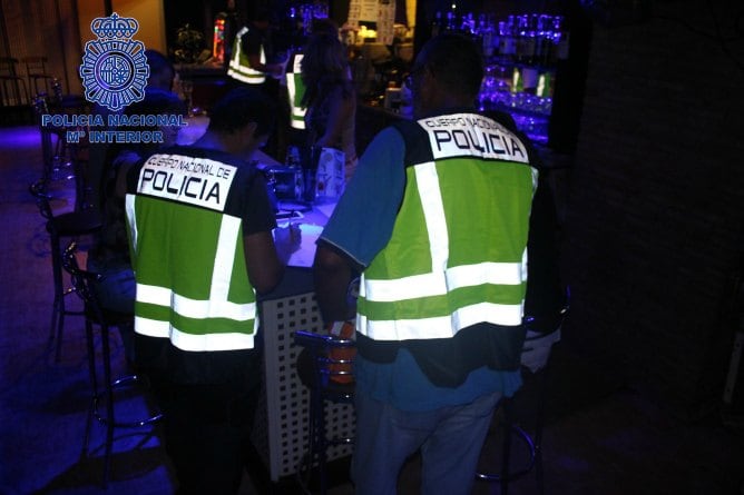 Después de la inspección del local, se procedió a la detención del propietario
