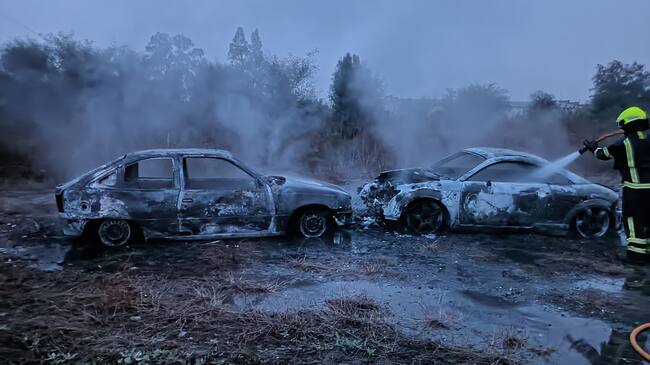 Los dos coches calcinados en Málaga