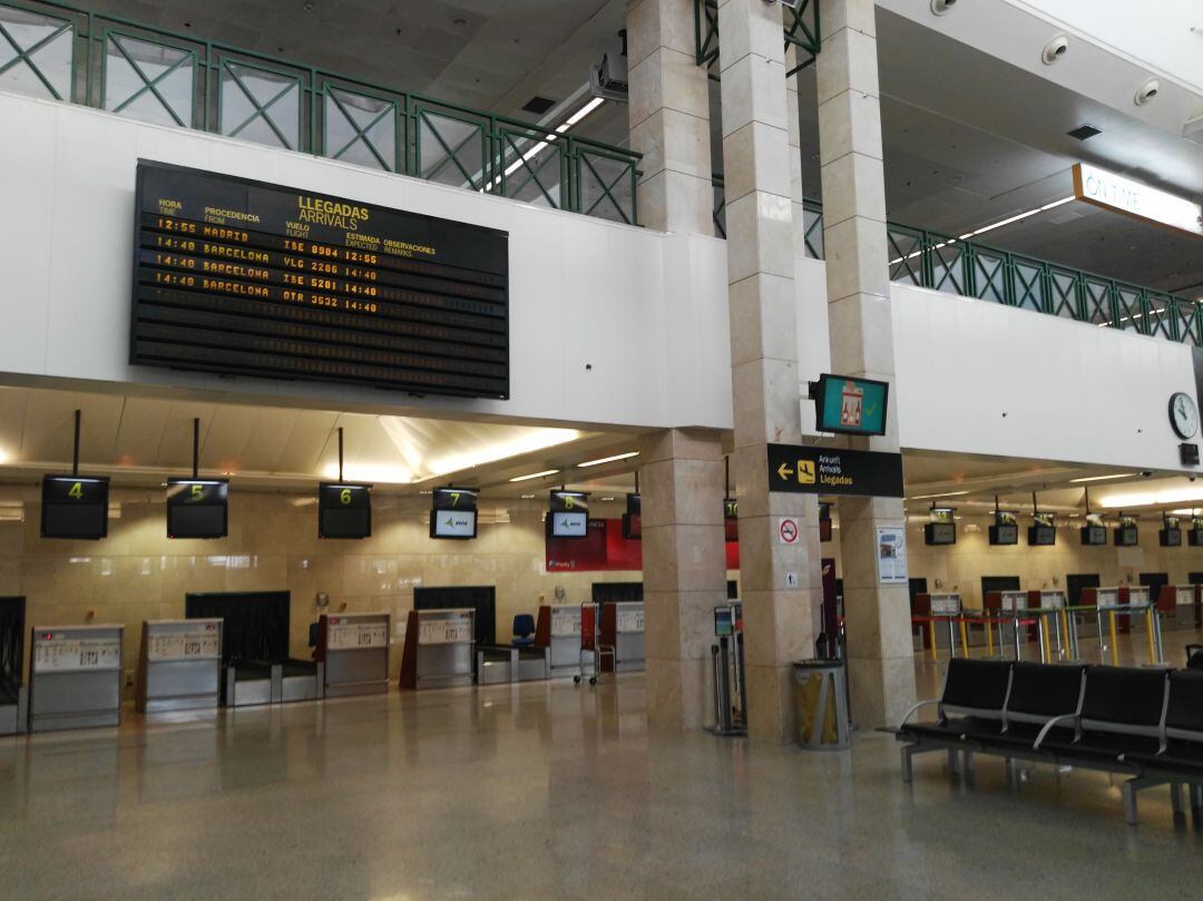 Interior del aeropuerto de Jerez