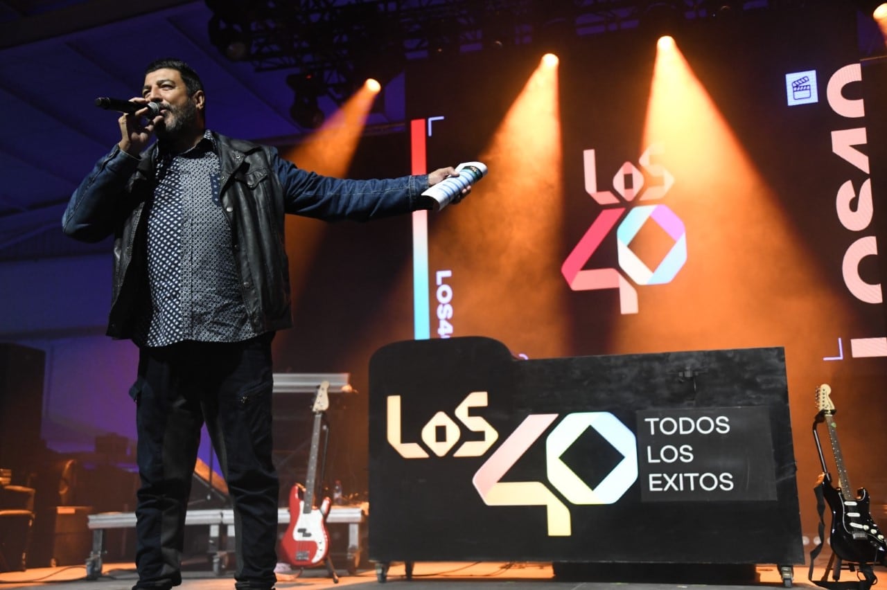 Tony Aguilar en un concierto de LOS40