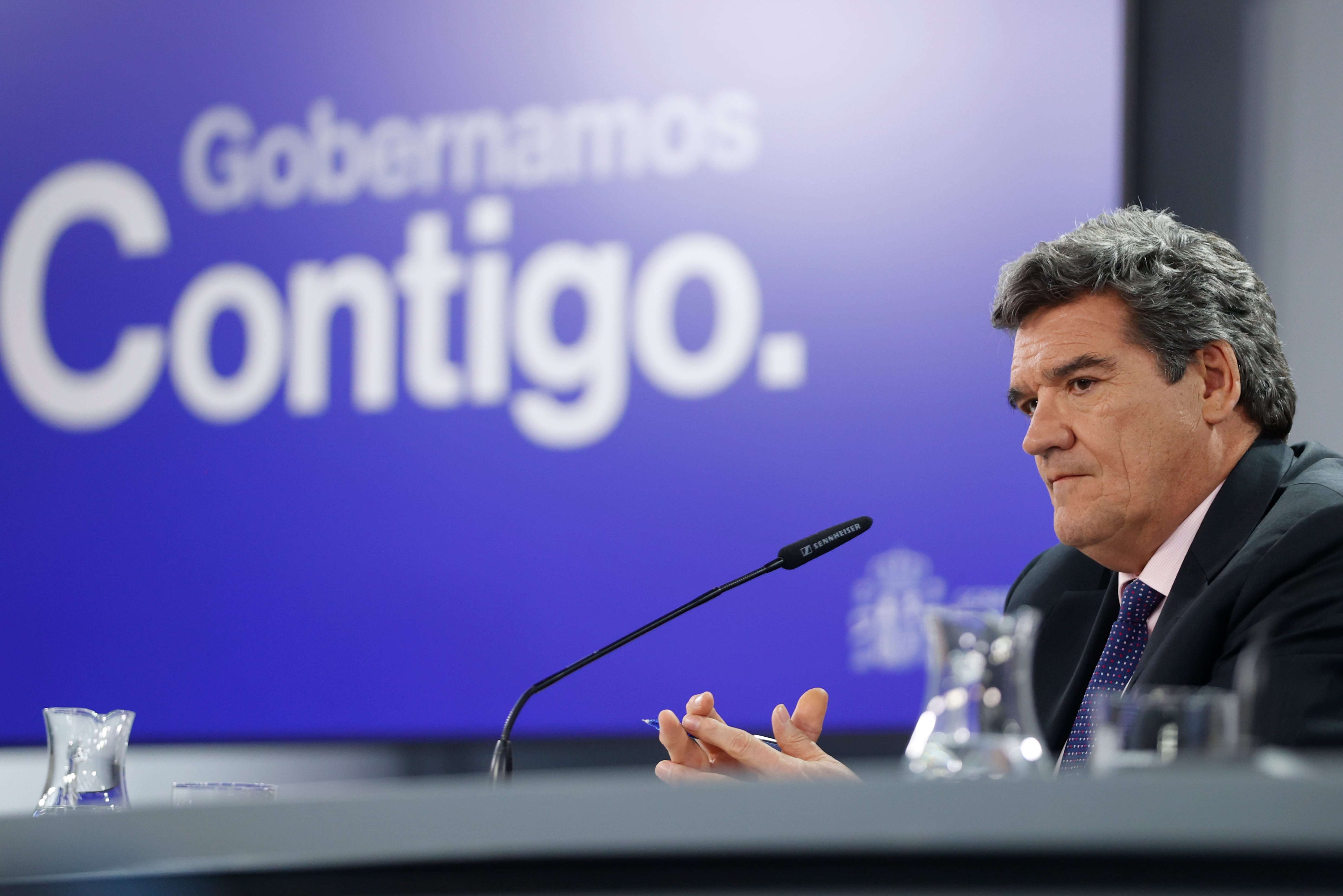 El ministro de Inclusión, Seguridad Social y Migraciones, José Luis Escrivá, durante la rueda de prensa posterior al  Consejo de ministros extraordinario para aprobar la reforma de las pensiones