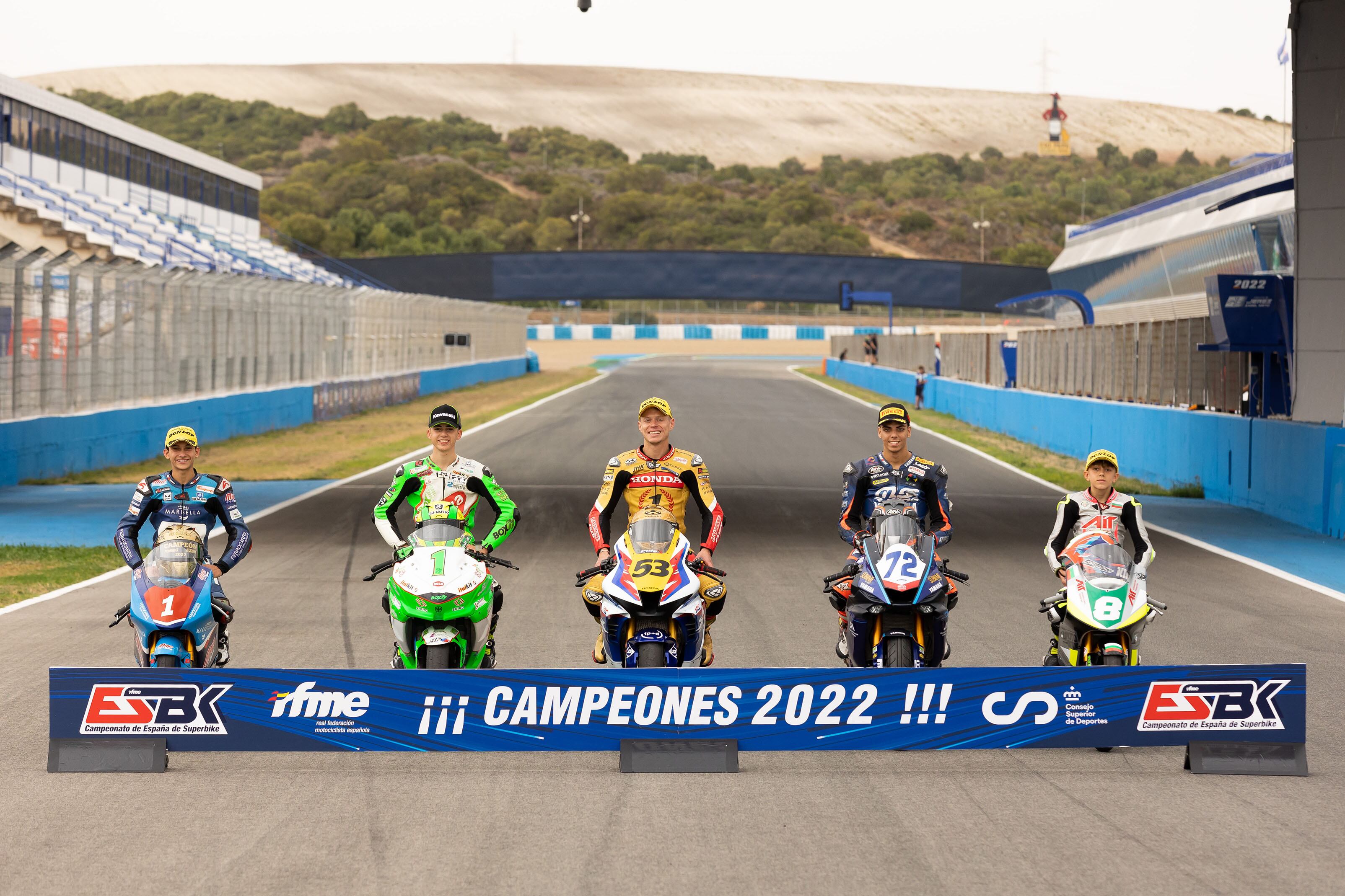 Foto de campeones en el Circuito de Jerez