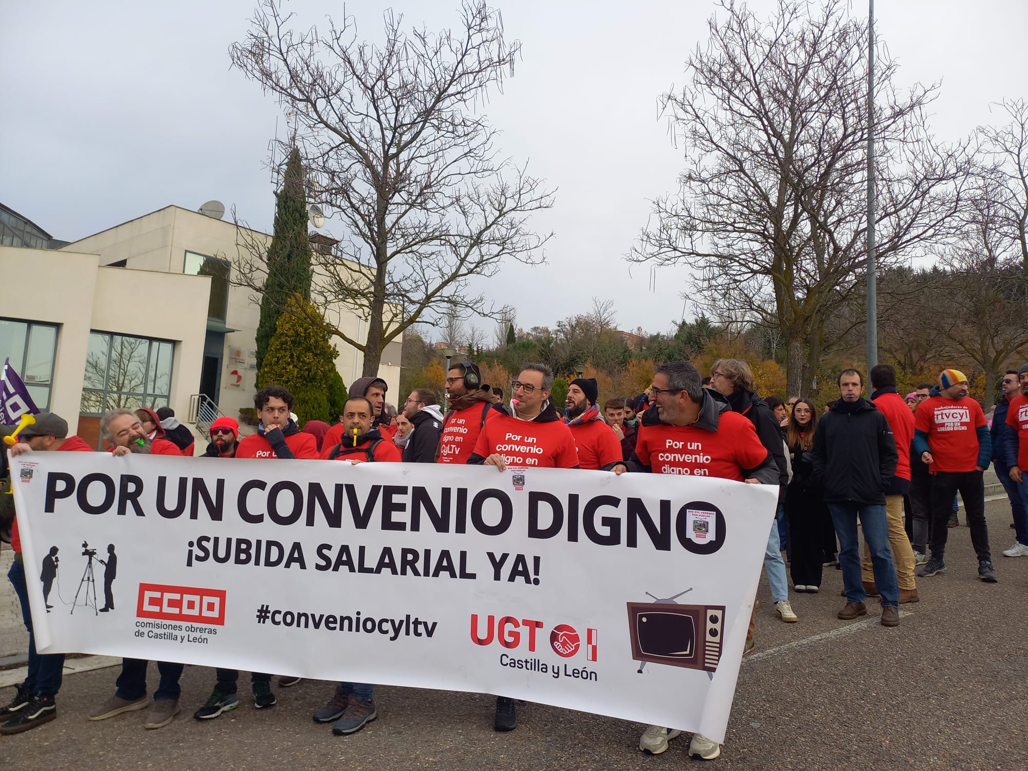 Tercera jornada de huelga de los trabajadores de RTVCyL | Cadena SER