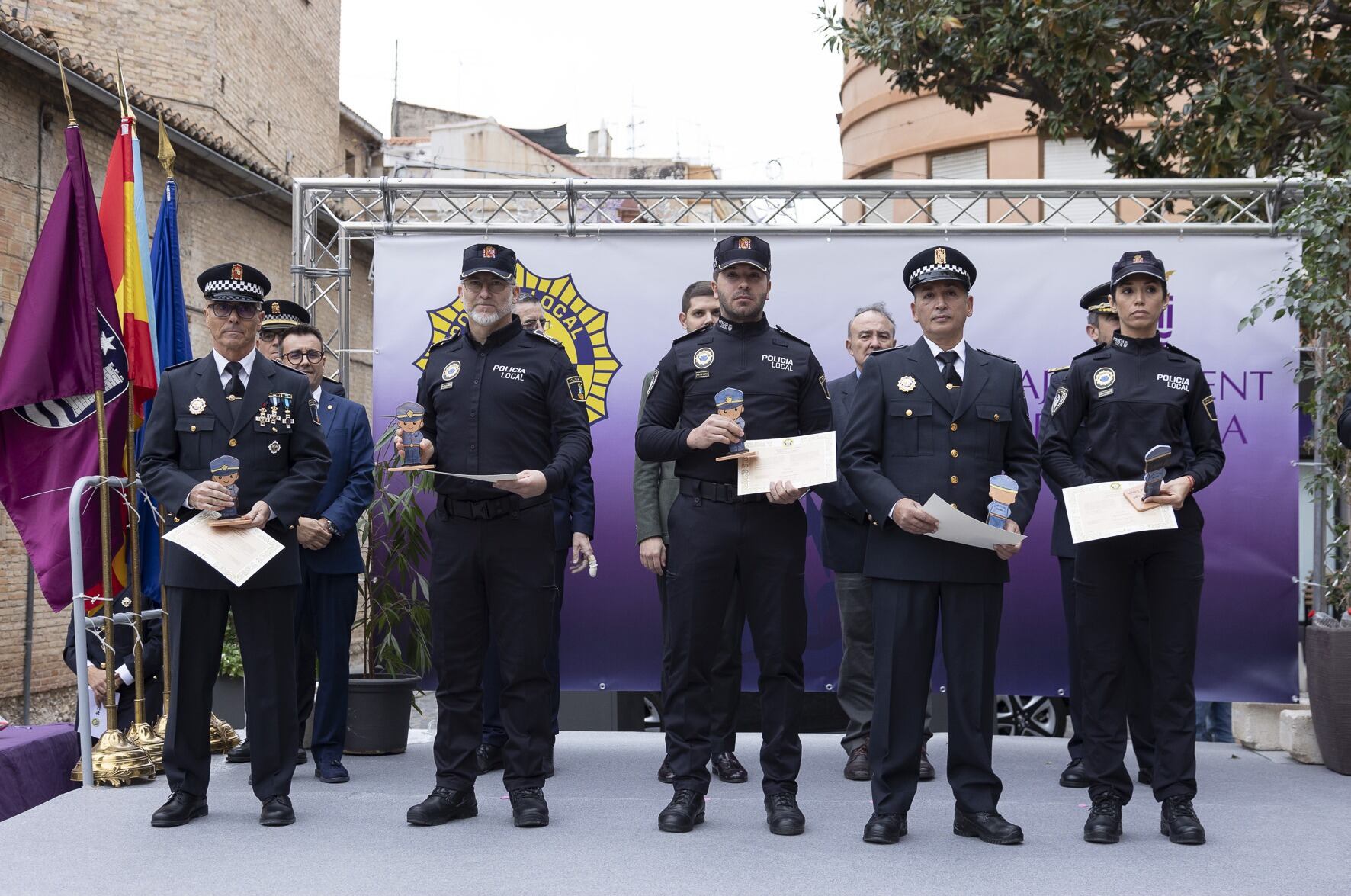 Algunos de los agentes distinguidos.