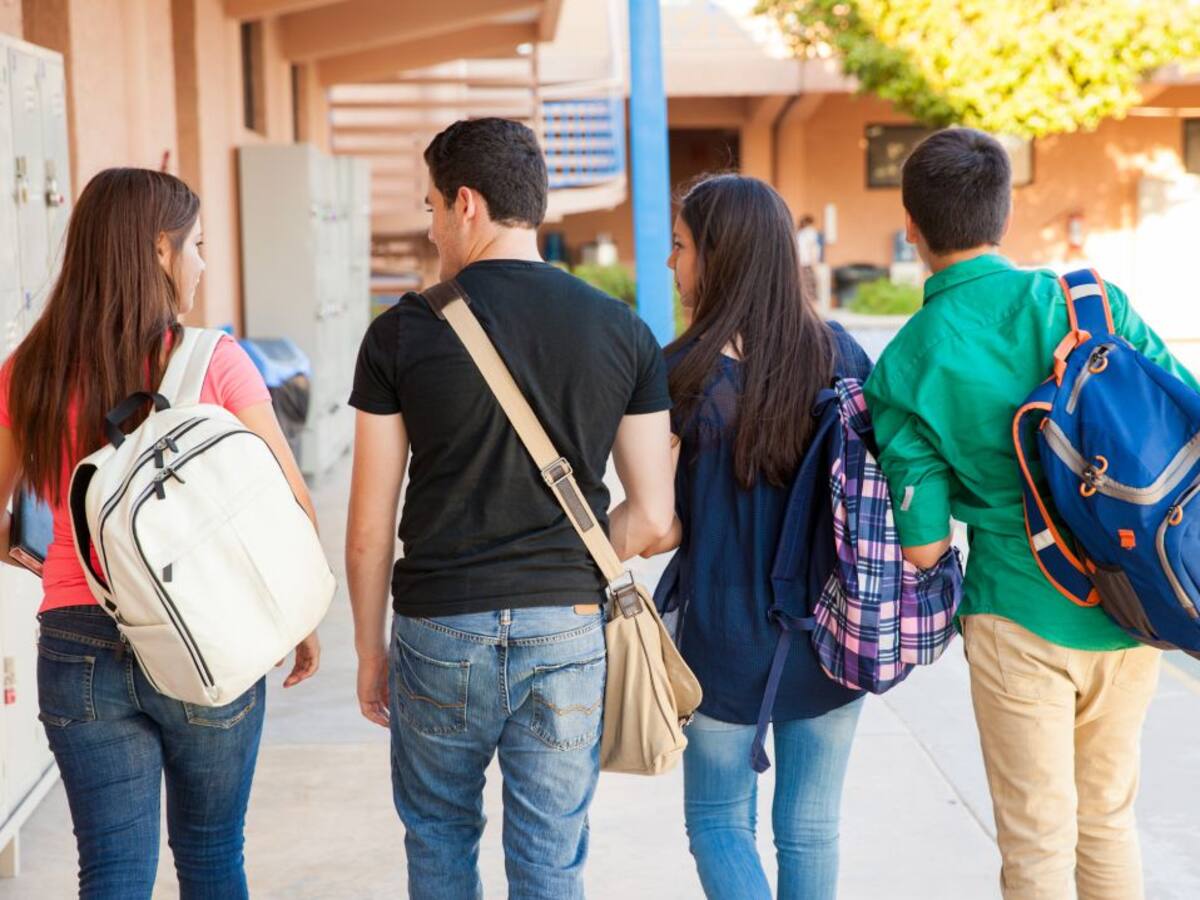 Los alumnos de Secundaria en España tienen 130 horas más de clase que el resto de países de la OCDE