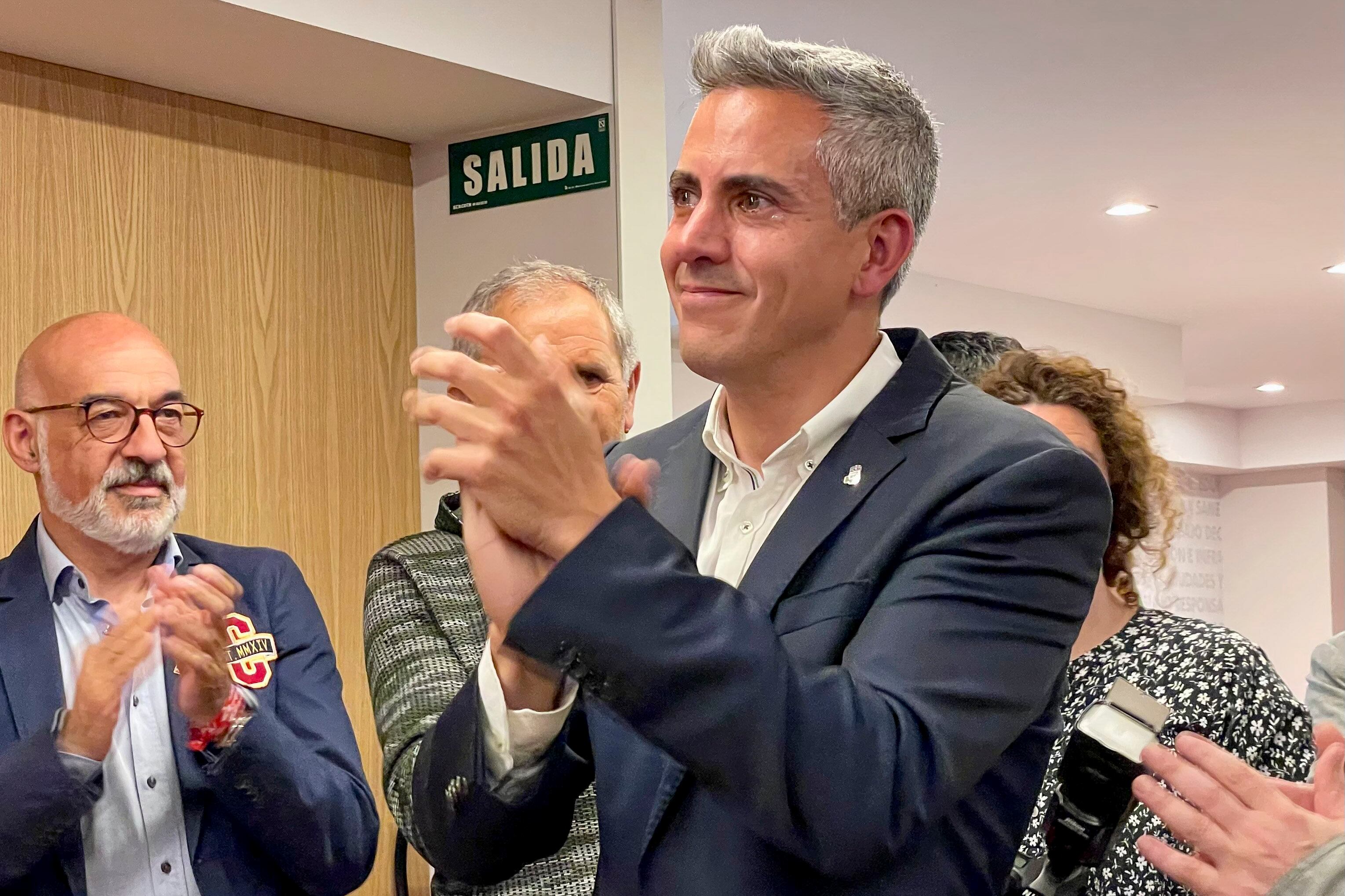 El líder del PSOE, Pablo Zuloaga, en la sede del partido