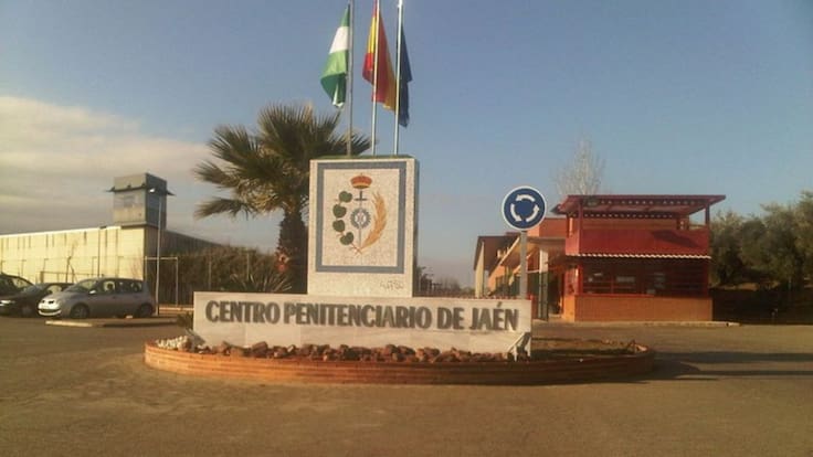 Juan Miguel Cazalla, delegado sindical de UGT en la cárcel de Jaén: "Queremos una equiparación salarial con nuestros compañeros del País Vasco"